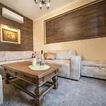 Antique - Free Private Parking 3* Plovdiv