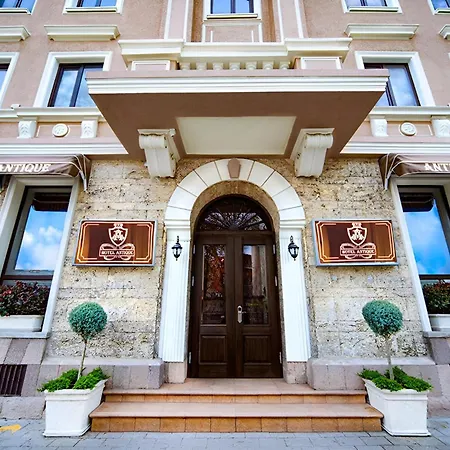 Antique - Free Private Parking 3*