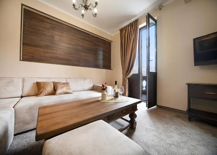 Hotel Antique - Free Private Parking Plovdiv