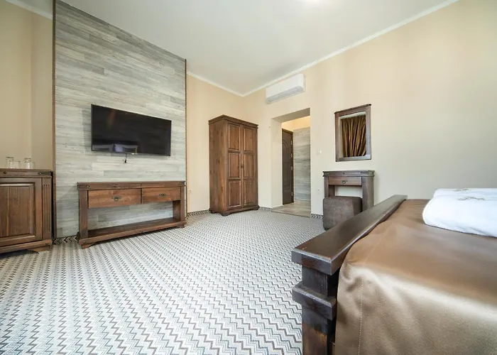 Antique - Free Private Parking 3* Plovdiv