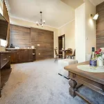 Antique - Free Private Parking 3*