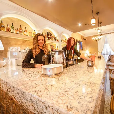 Antique - Free Private Parking Hotel Plovdiv