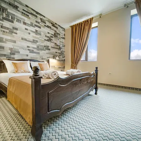 Antique - Free Private Parking Plovdiv