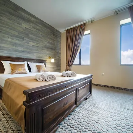 Antique - Free Private Parking Hotel Plovdiv