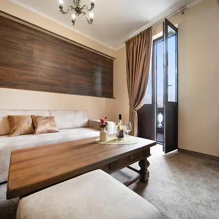Hotel Antique - Free Private Parking Plovdiv
