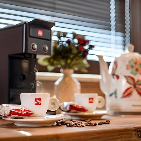 Hotel Antique - Free Private Parking