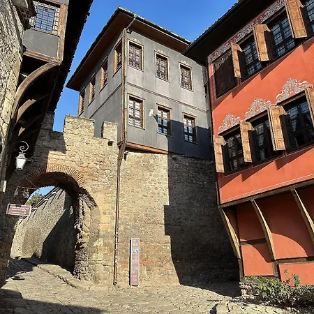 Antique - Free Private Parking Otel